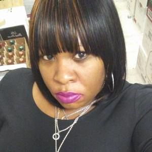 Meet your Posher, Aisha